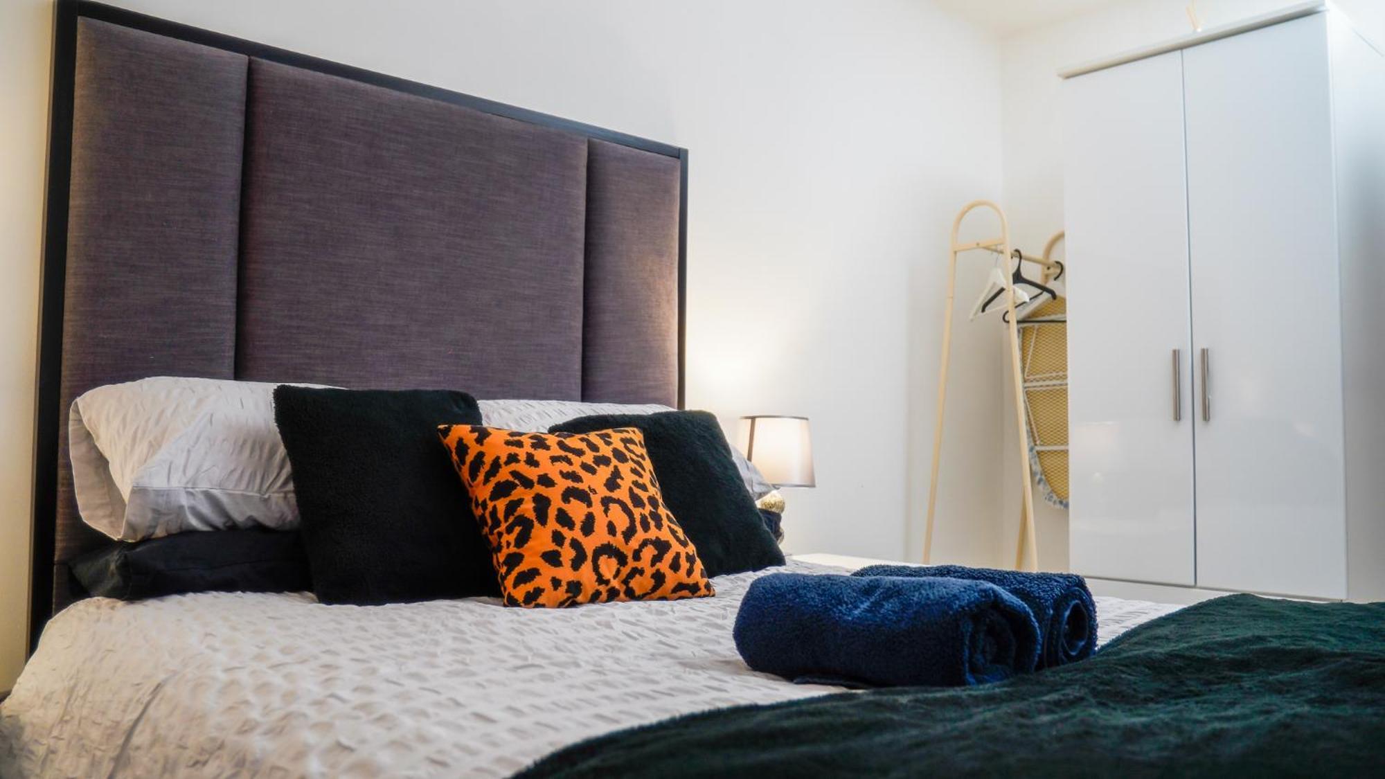 Manchester City Centre Apt With Balcony & Free Parking - Including Free 1-Hour Early Check-In For Bookings In June, Justeat Voucher For 2-Night Stays Minimum! Exterior foto