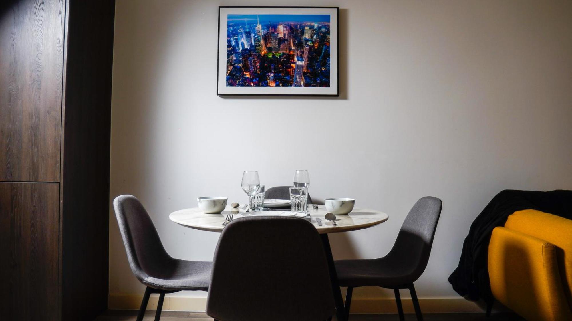 Manchester City Centre Apt With Balcony & Free Parking - Including Free 1-Hour Early Check-In For Bookings In June, Justeat Voucher For 2-Night Stays Minimum! Exterior foto