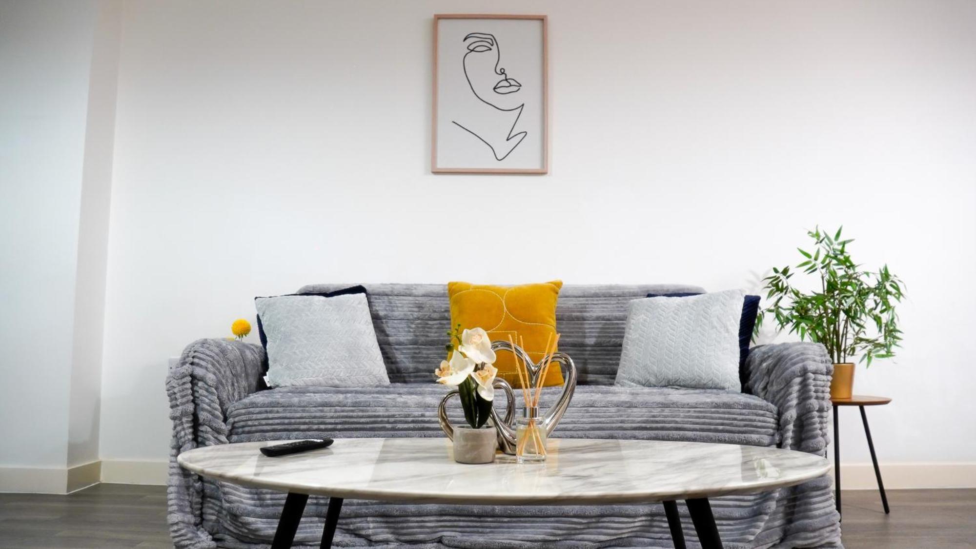 Manchester City Centre Apt With Balcony & Free Parking - Including Free 1-Hour Early Check-In For Bookings In June, Justeat Voucher For 2-Night Stays Minimum! Exterior foto